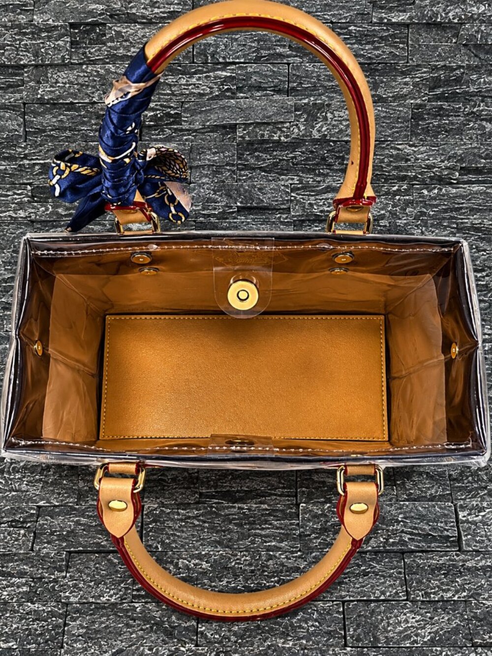 Upcycled Holiday Shopping Bag Purse - Picture 4 of 4
